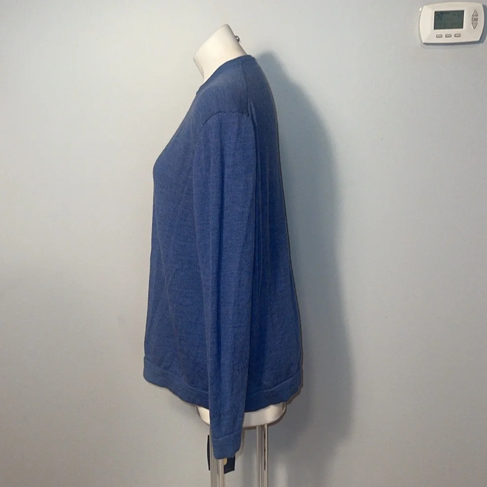 Calvin Klein 100% Italian Merino Wool mens crewneck sweater. Size XL.